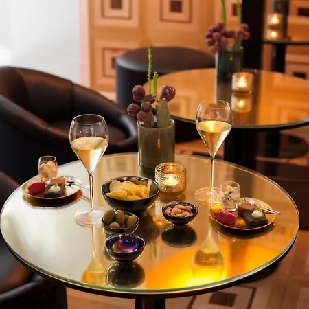 Hotel Senato Milan
