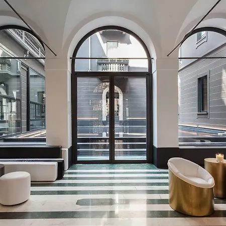 Senato 4* Milan